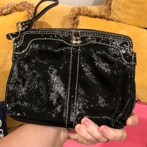 Coach wristlet purse (small)